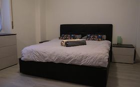 Bilocale Vicino Al Centro Di Verona - Ristrutturato Di Recente!